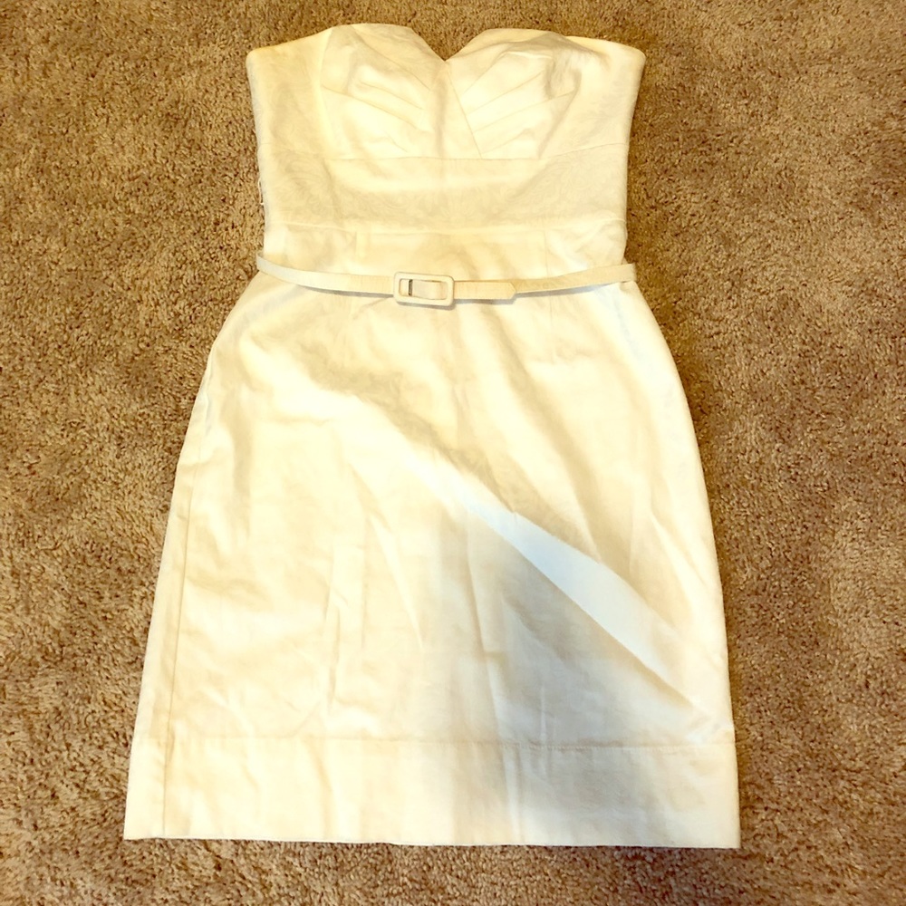 Strapless dress